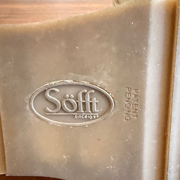 Sofft Cream Women’s Suede Ankle Booties - Picture 2 of 11